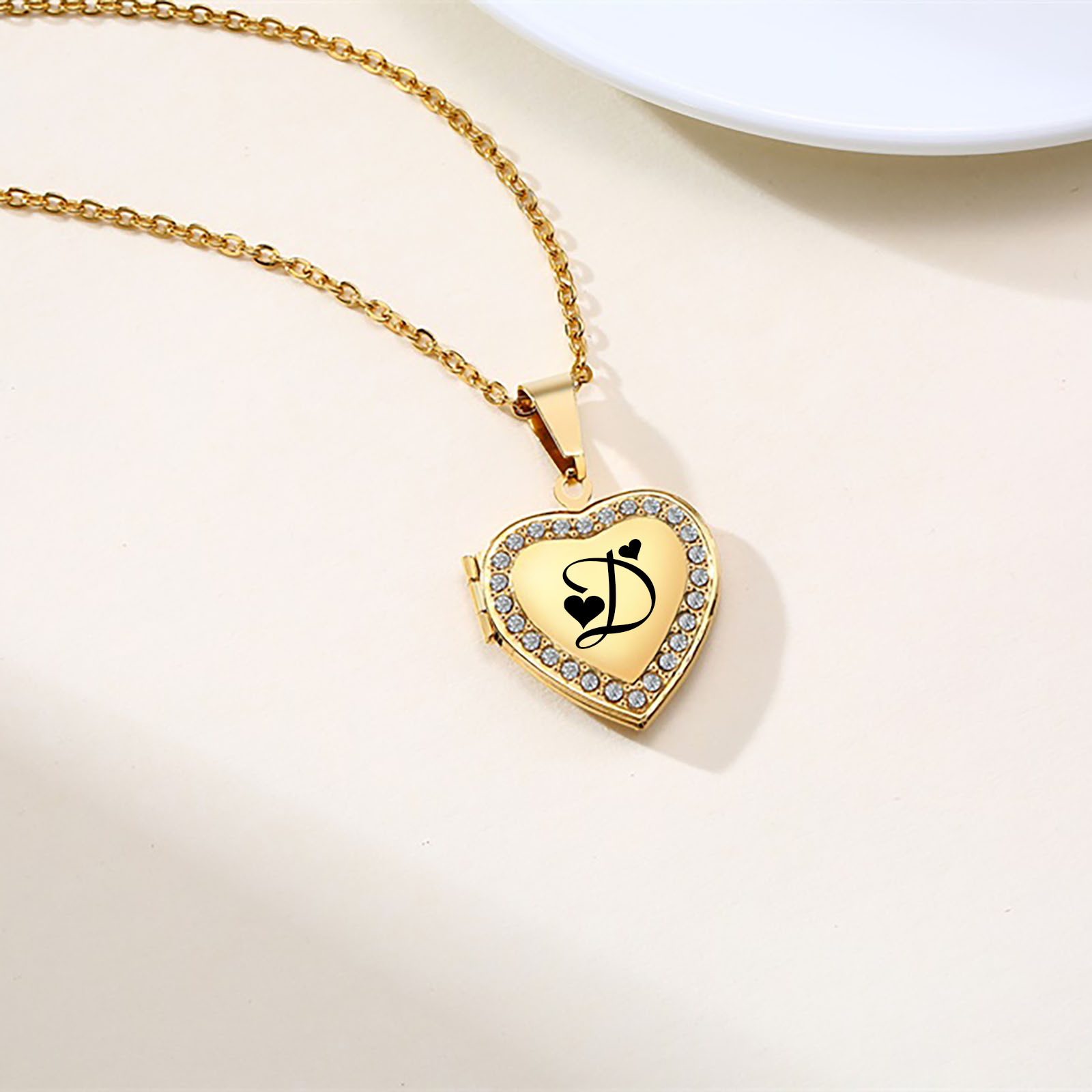 Free Engraving Initials Heart  - Heart Locket Necklace Photo ulasan dan harga