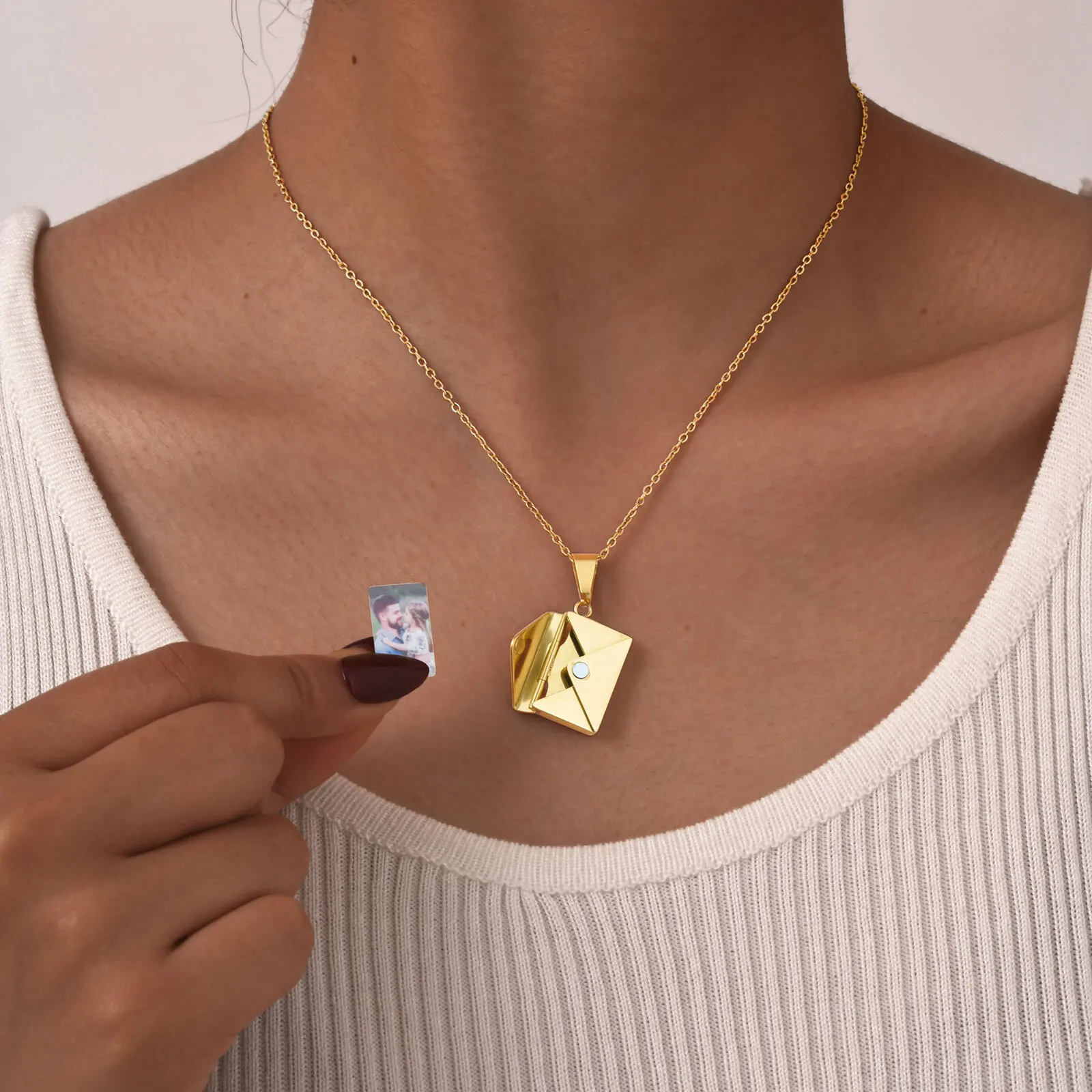 Personalized Photo Locket Neck - Custom Name Necklace Stainless Steel ulasan dan harga