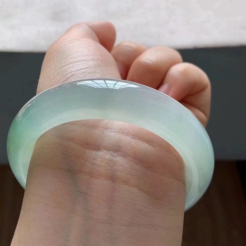 Light ice jade for girls, Burm - Bracelets ulasan dan harga